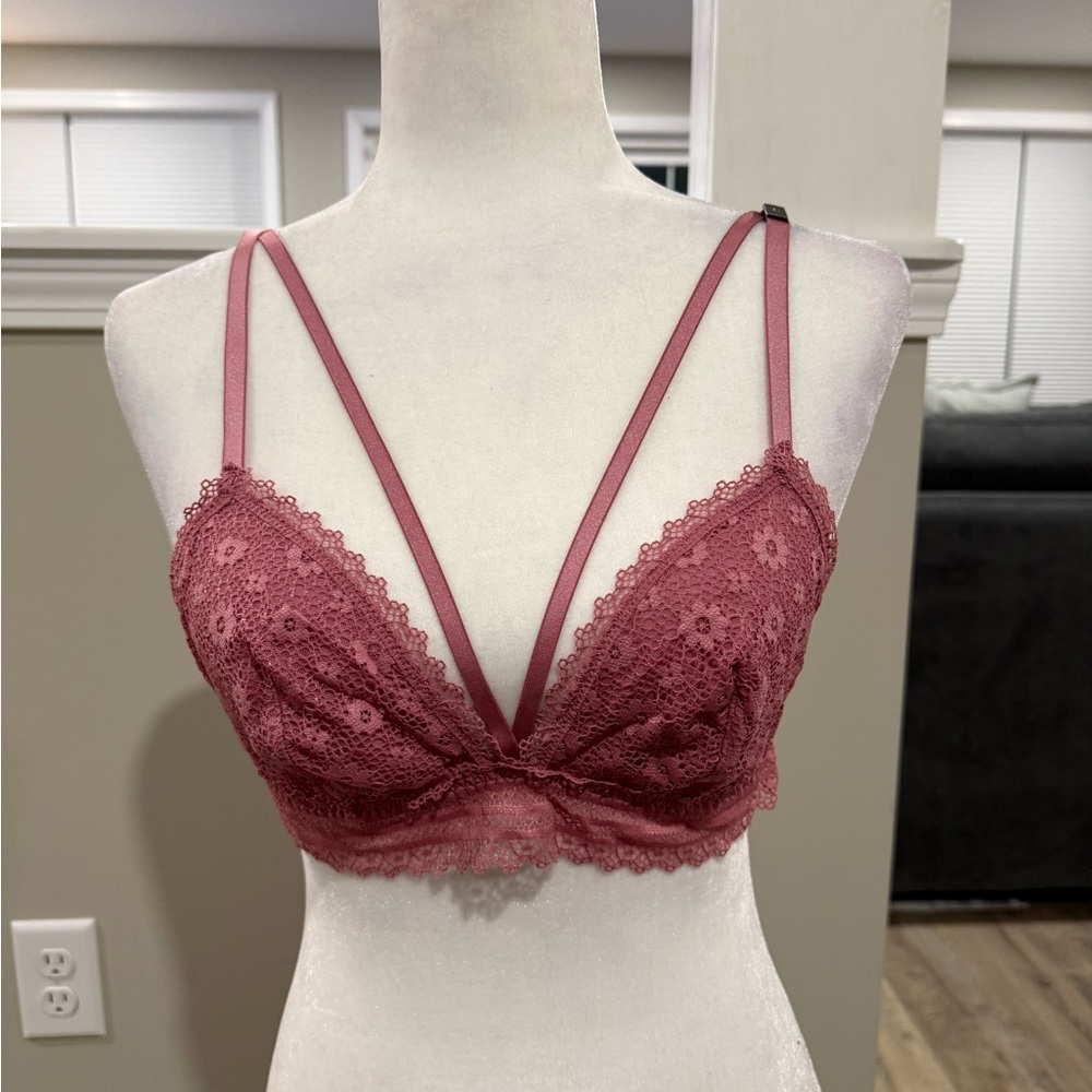Victoria’s Secret Dusty Rose Lace Bralette Wirefree Mesh Lined Strappy
